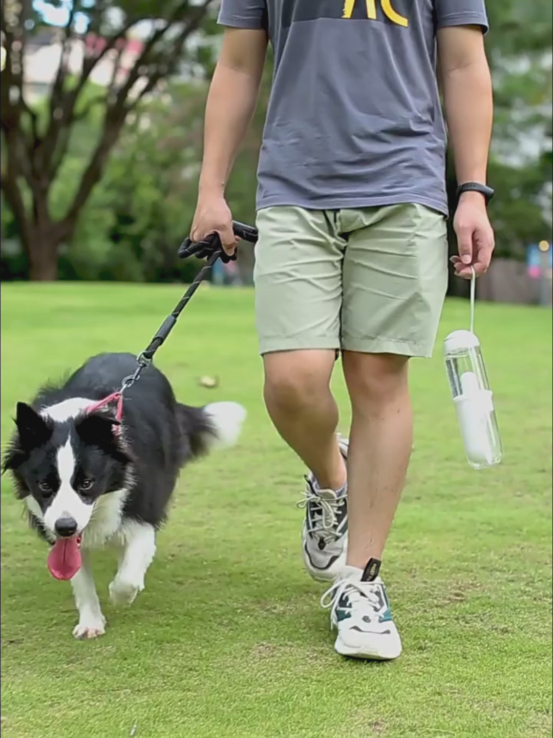 2 en 1 Bebedero Transportable para Perros - Contenedor Transportable de Comida para Perros
